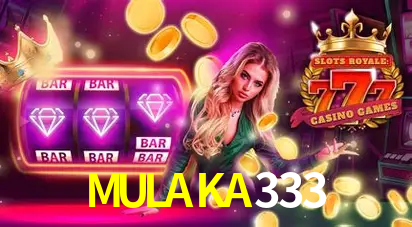 Escena dinámica inspirada en casino con iluminación MULAKA333, cartas, fichas e íconos de juegos digitales en un espacio moderno de juegos.